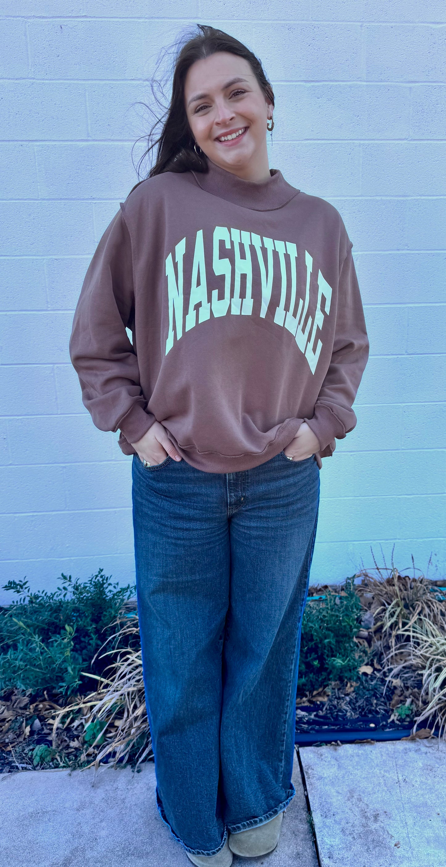 IT2594-1NASH 'NASHVILLE & BROADWAY' Reversible Sweatshirt