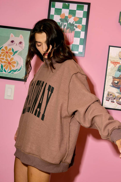 IT2594-1NASH 'NASHVILLE & BROADWAY' Reversible Sweatshirt